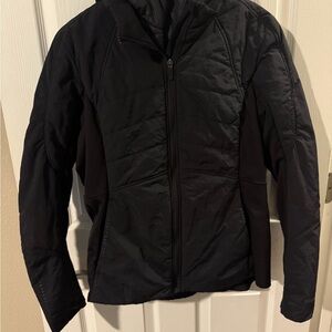 Authentic Women's Lululemon Another Mile Jacket! Size: 14 Color: Black